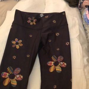 Yoga pants Niki size S 70s floral print